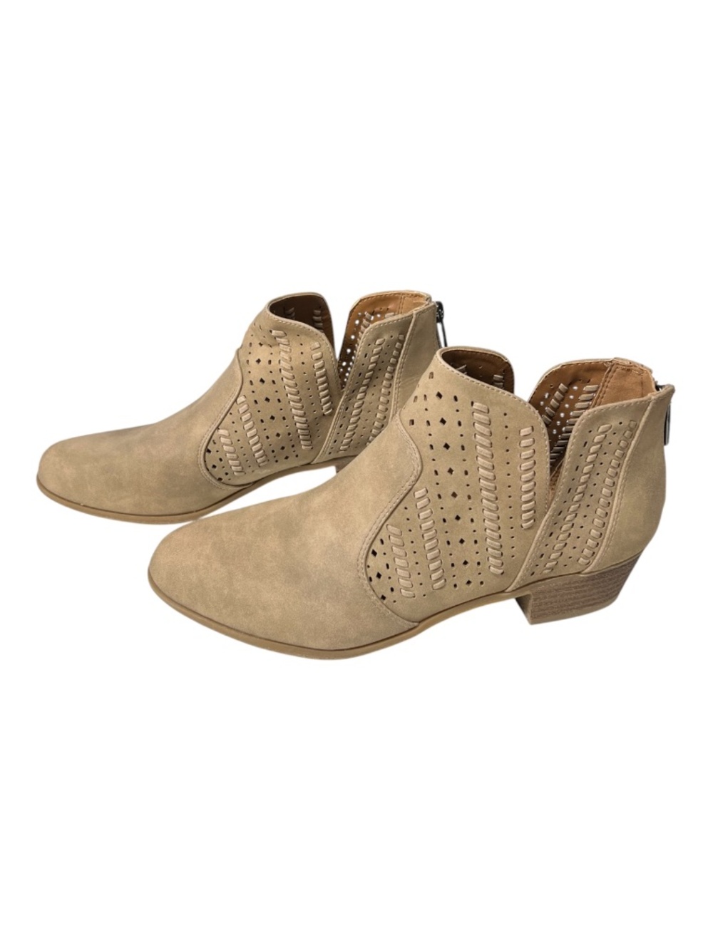 NWOT Indigo Rd Salem 2 Cutout Booties Taupe | Size 10M